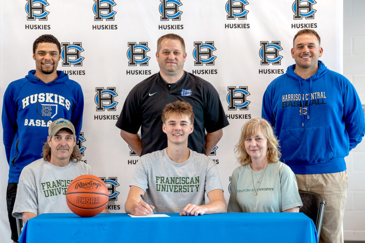 Huskies' Kamarec headed to FUS